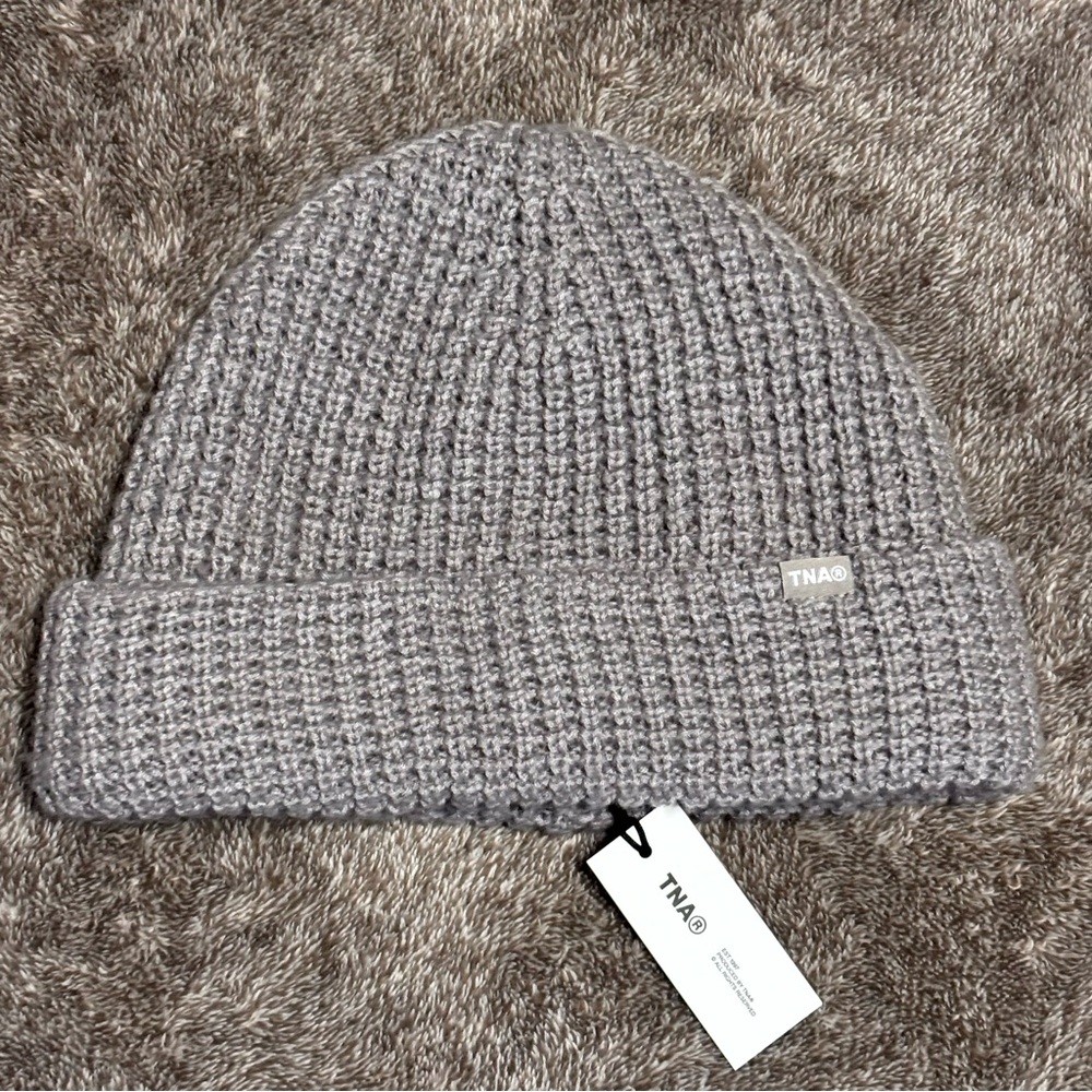 O/S TNA Aritzia Taupe waffle knit beanie